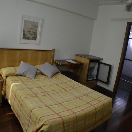 Constantino Hotel E Eventos جويز دي فورا المظهر الخارجي الصورة A room at the hotel