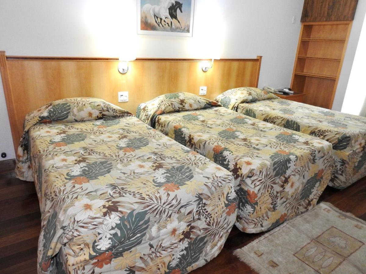 Constantino Hotel E Eventos جويز دي فورا المظهر الخارجي الصورة A room at the hotel