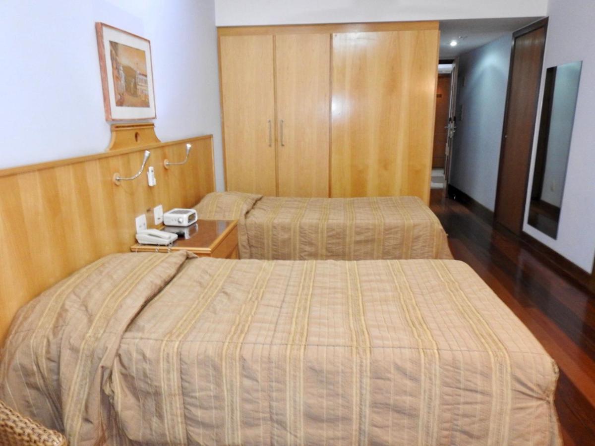 Constantino Hotel E Eventos جويز دي فورا المظهر الخارجي الصورة A room at the hotel