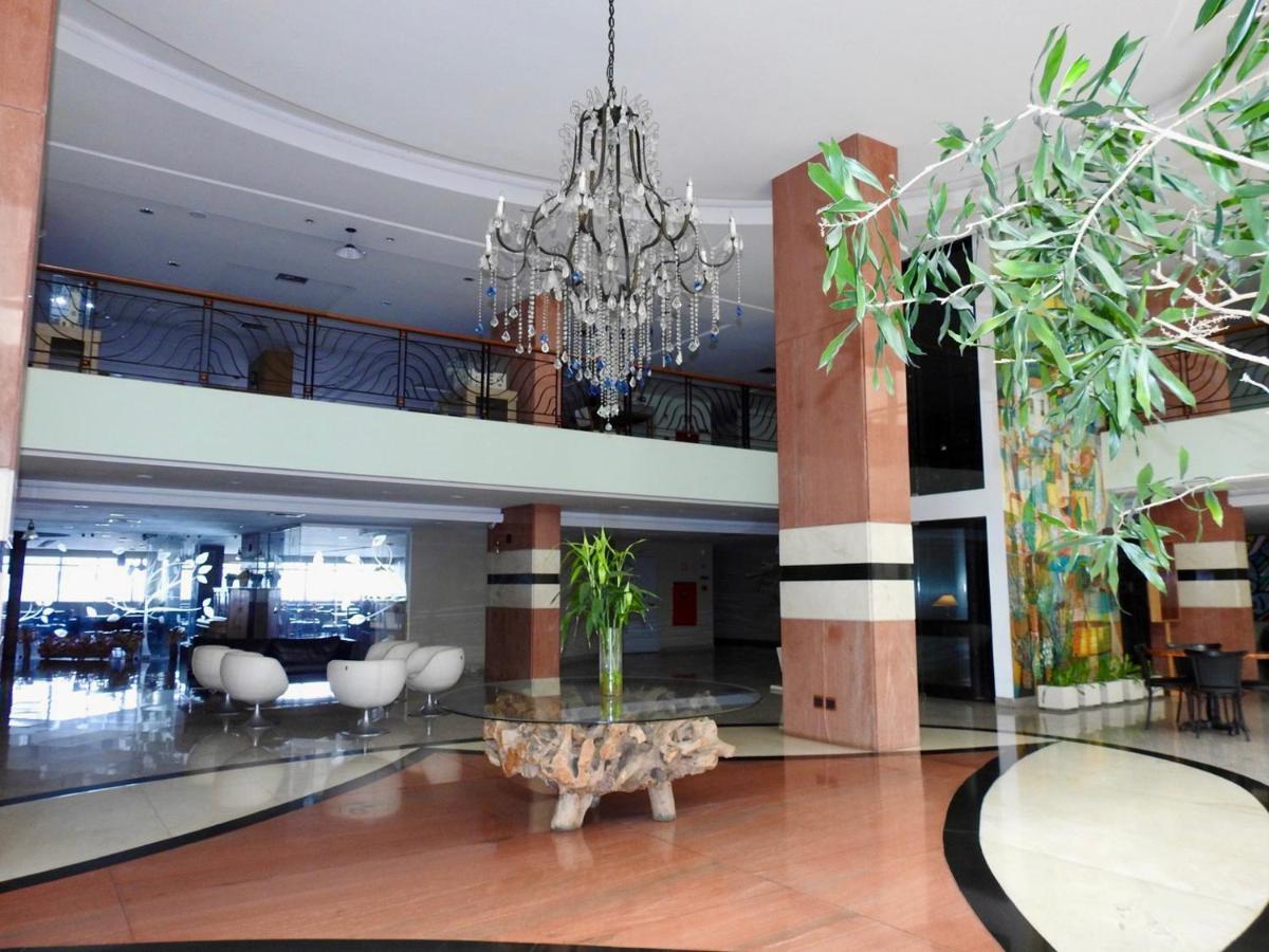 Constantino Hotel E Eventos جويز دي فورا المظهر الخارجي الصورة Lobby