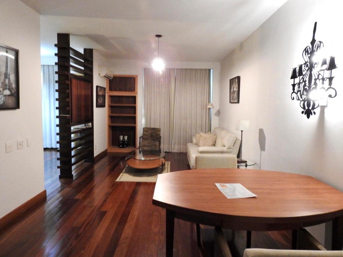 Constantino Hotel E Eventos جويز دي فورا المظهر الخارجي الصورة A typical apartment in the complex