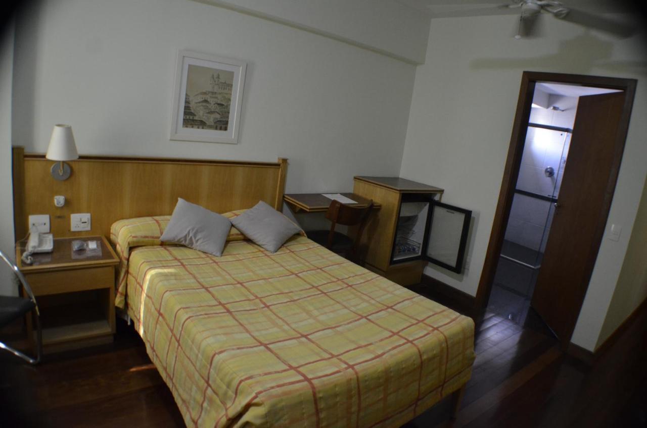 Constantino Hotel E Eventos جويز دي فورا المظهر الخارجي الصورة A room at the hotel