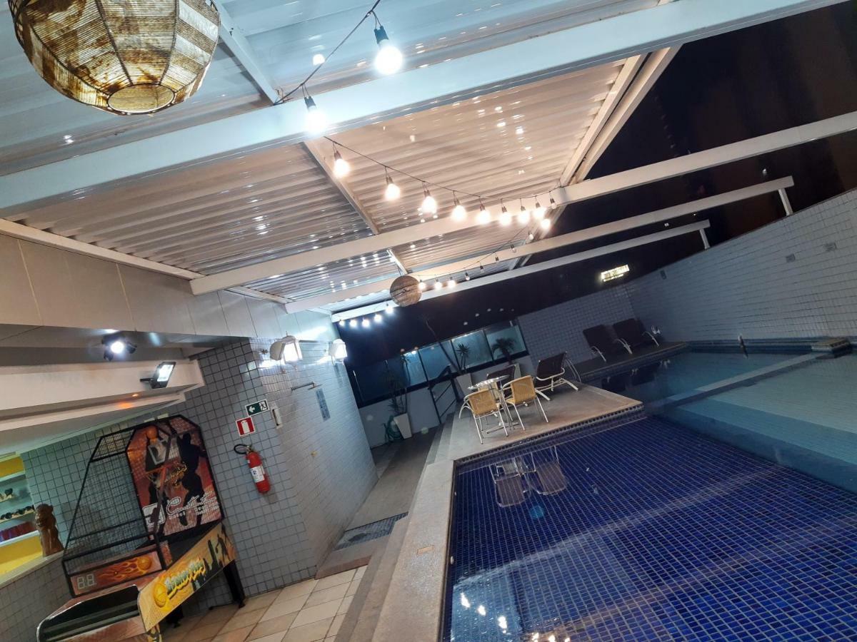 Constantino Hotel E Eventos جويز دي فورا المظهر الخارجي الصورة The swimming pool at the hotel
