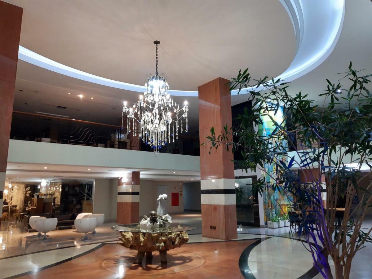 Constantino Hotel E Eventos جويز دي فورا المظهر الخارجي الصورة Lobby